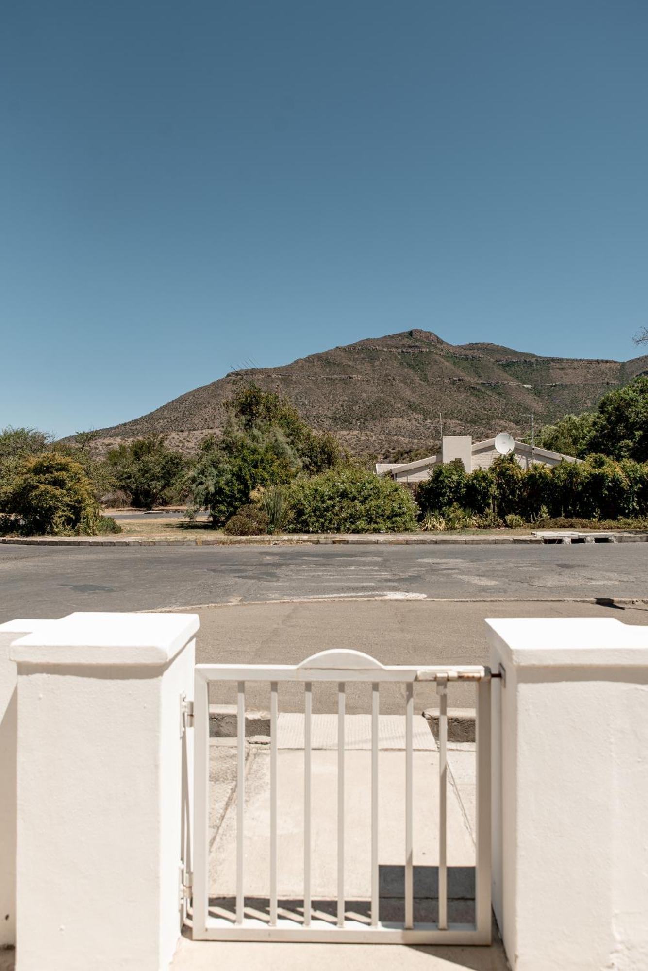 River Bend Guesthouses Graaff-Reinet المظهر الخارجي الصورة